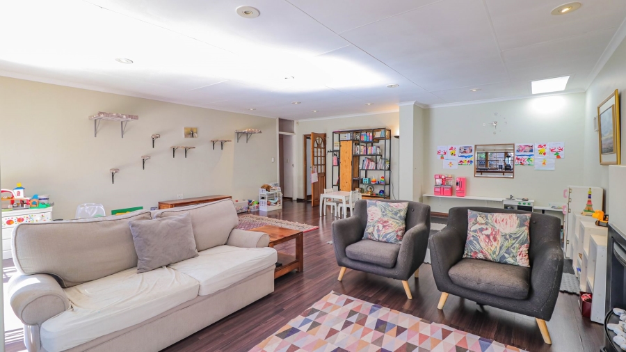 2 Bedroom Property for Sale in Norwood Gauteng