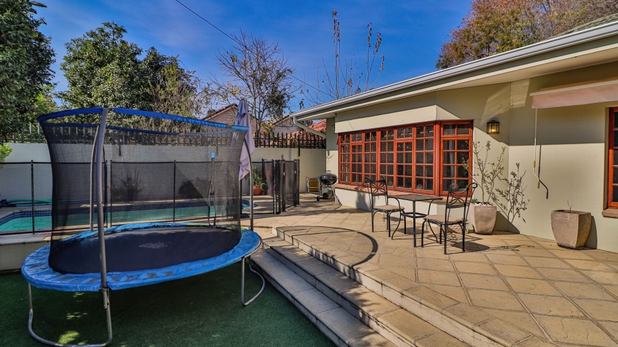 2 Bedroom Property for Sale in Norwood Gauteng