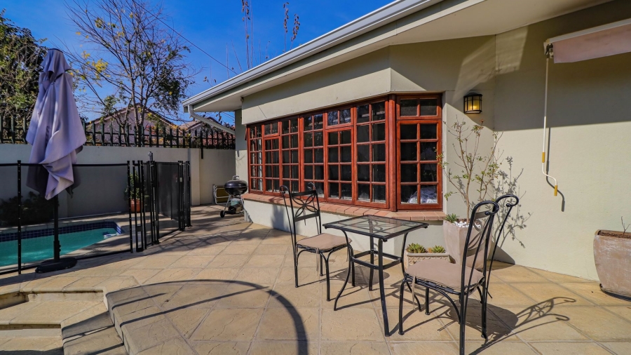 2 Bedroom Property for Sale in Norwood Gauteng