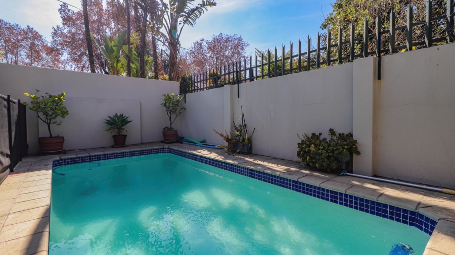 2 Bedroom Property for Sale in Norwood Gauteng
