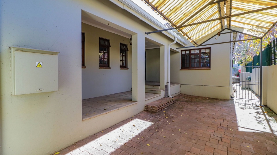 2 Bedroom Property for Sale in Norwood Gauteng