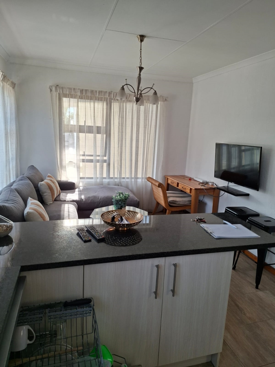 To Let 2 Bedroom Property for Rent in Dowerglen Gauteng