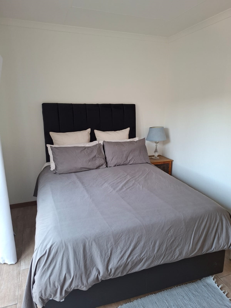 To Let 2 Bedroom Property for Rent in Dowerglen Gauteng