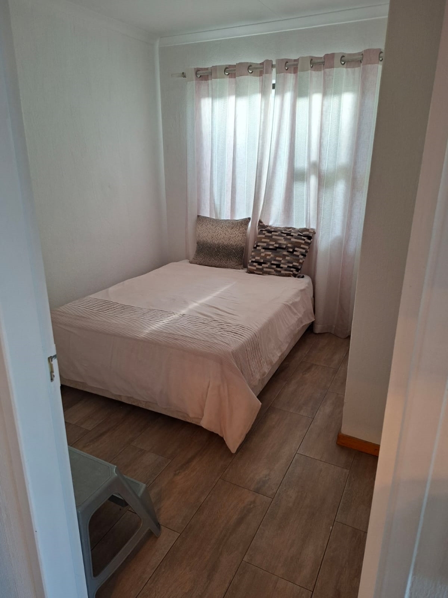 To Let 2 Bedroom Property for Rent in Dowerglen Gauteng