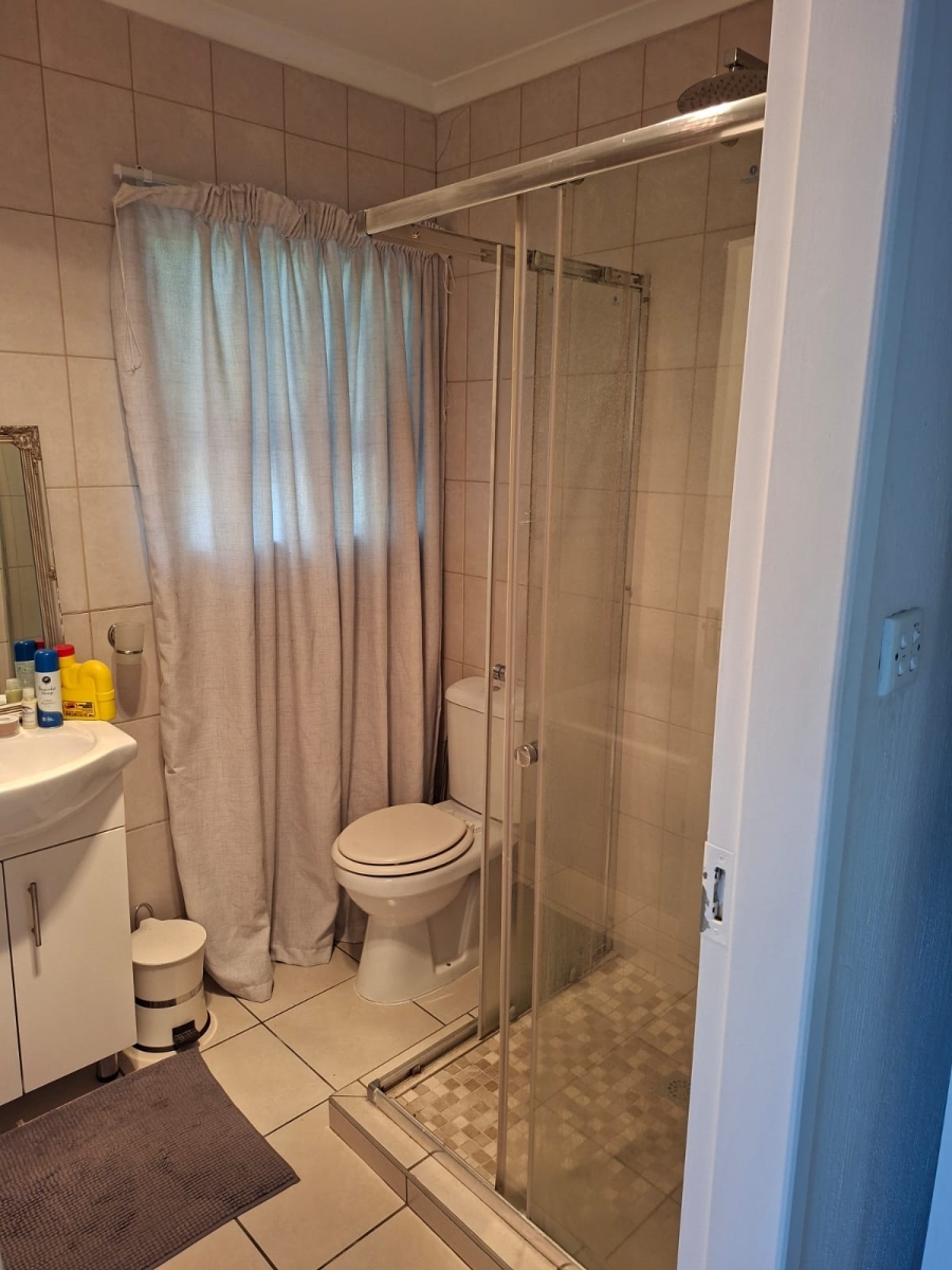 To Let 2 Bedroom Property for Rent in Dowerglen Gauteng