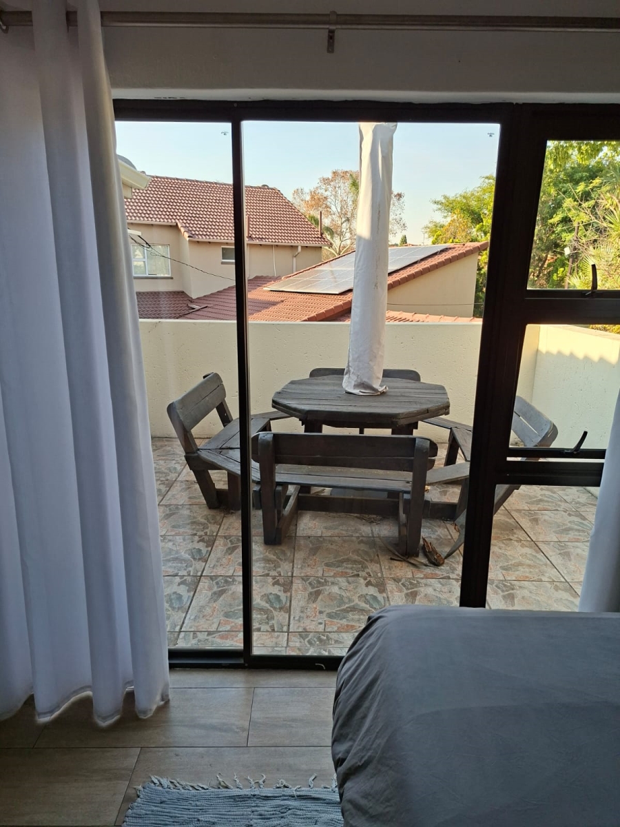 To Let 2 Bedroom Property for Rent in Dowerglen Gauteng