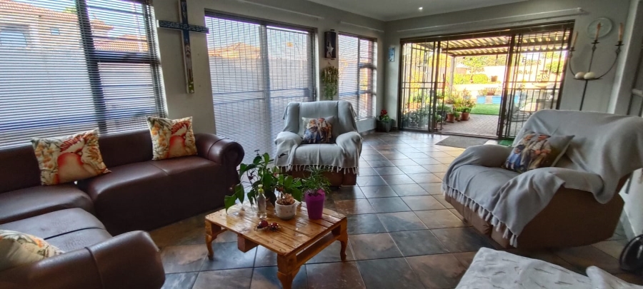 3 Bedroom Property for Sale in Fochville Gauteng