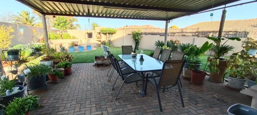 3 Bedroom Property for Sale in Fochville Gauteng