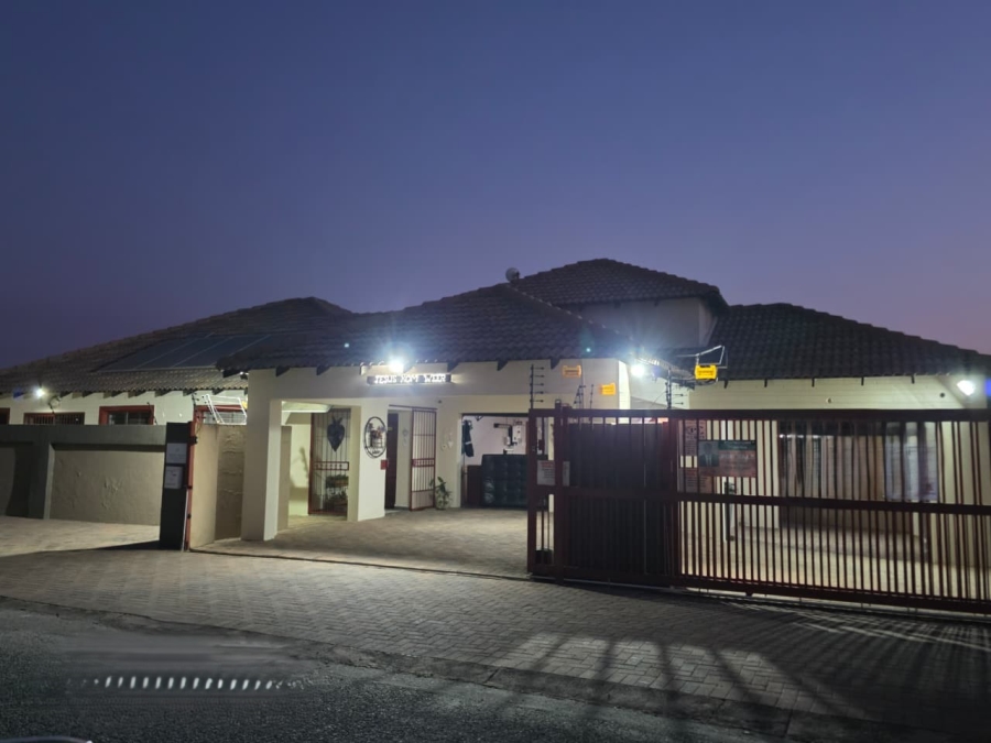 3 Bedroom Property for Sale in Fochville Gauteng