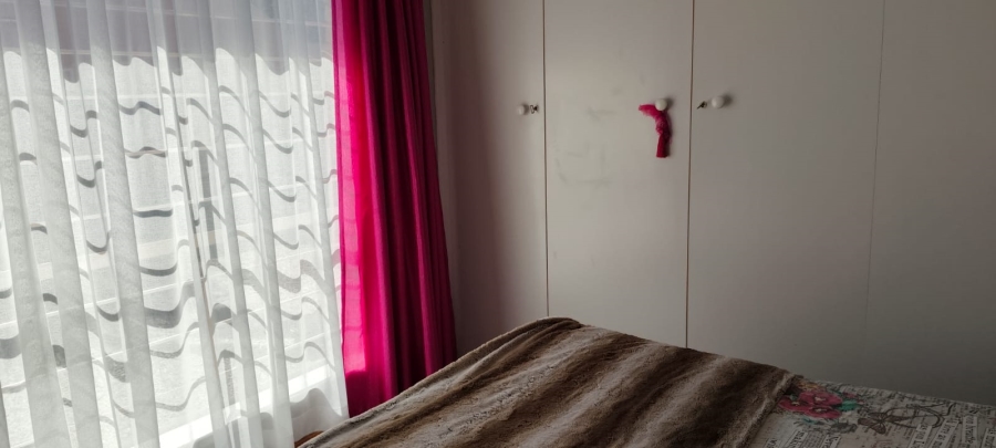 4 Bedroom Property for Sale in Helikonpark Gauteng