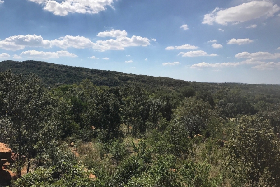 Commercial Property for Sale in Zwavelpoort Gauteng