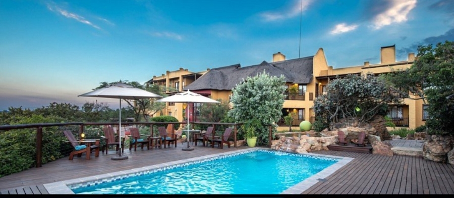 Commercial Property for Sale in Zwavelpoort Gauteng
