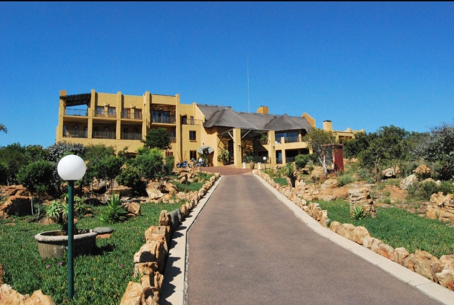 Commercial Property for Sale in Zwavelpoort Gauteng