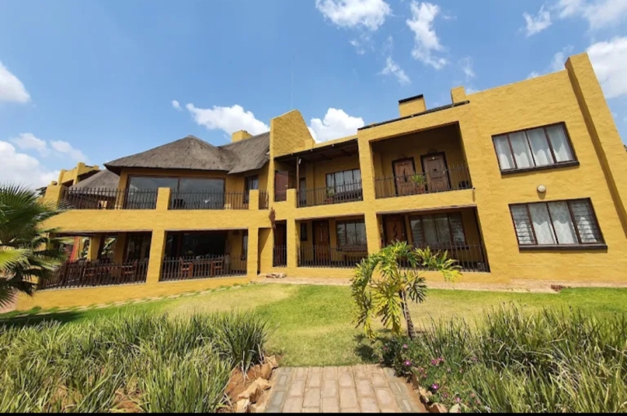 Commercial Property for Sale in Zwavelpoort Gauteng