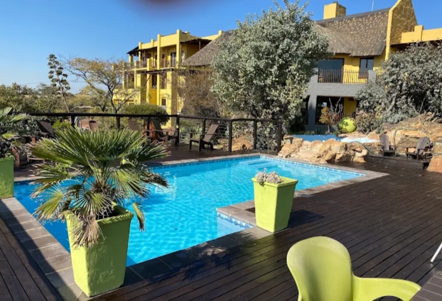 Commercial Property for Sale in Zwavelpoort Gauteng