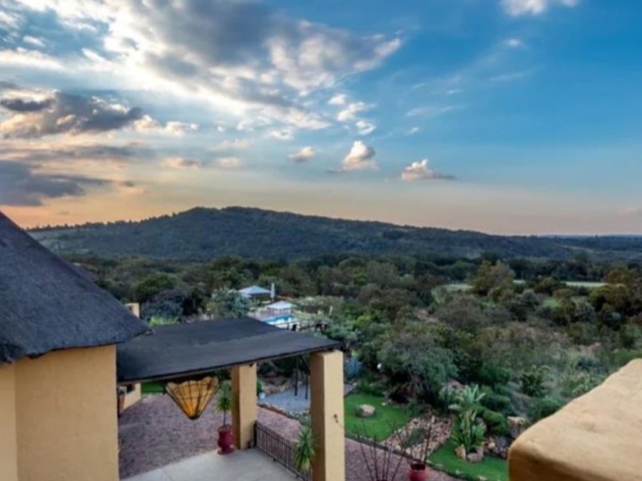 Commercial Property for Sale in Zwavelpoort Gauteng