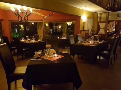 Commercial Property for Sale in Zwavelpoort Gauteng