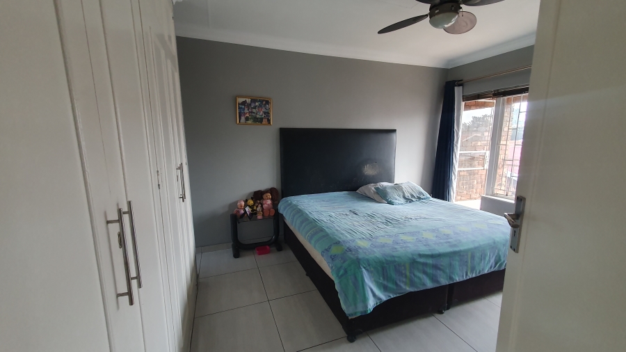 3 Bedroom Property for Sale in Brackenhurst Gauteng