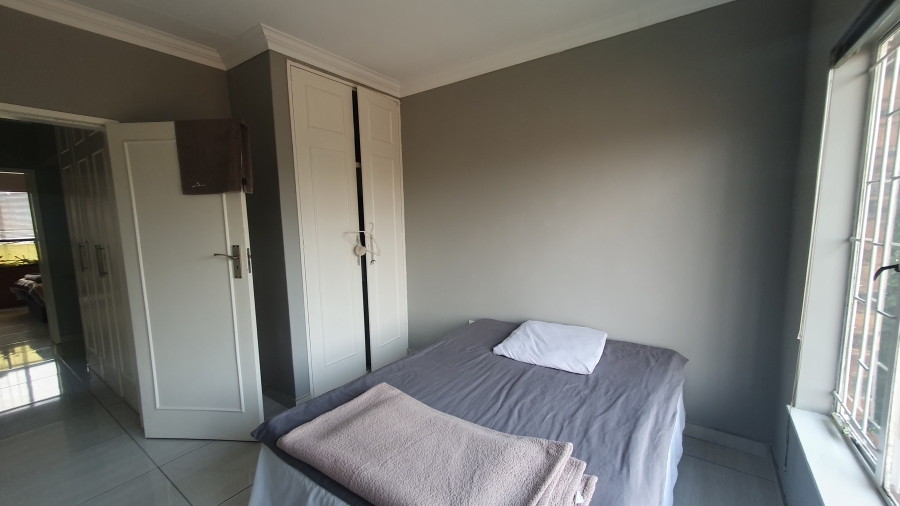 3 Bedroom Property for Sale in Brackenhurst Gauteng
