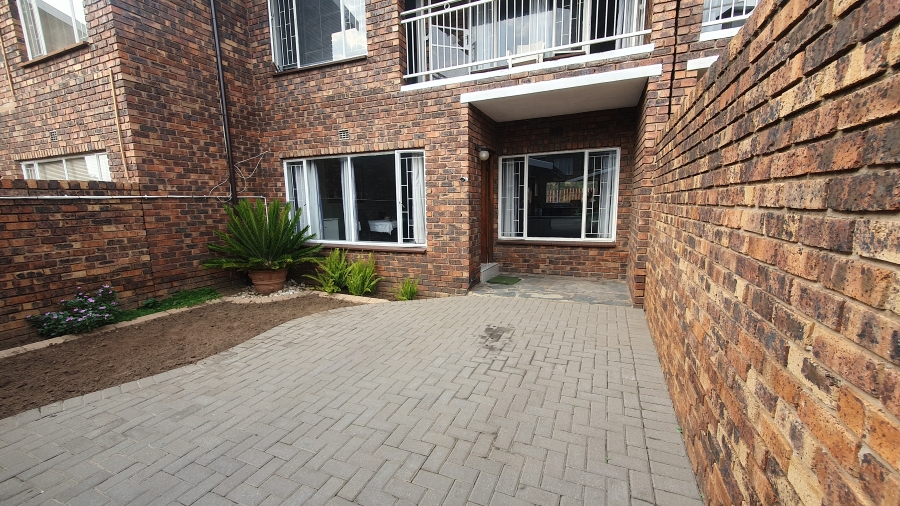 3 Bedroom Property for Sale in Brackenhurst Gauteng
