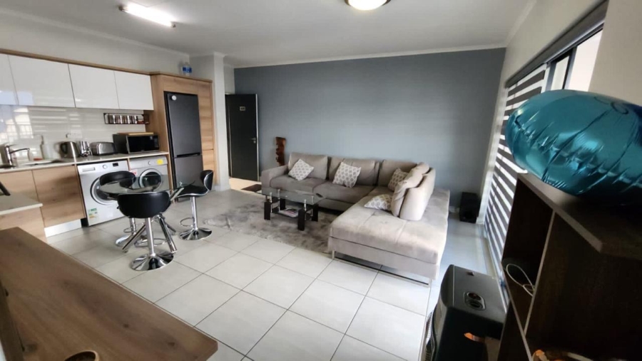 To Let 1 Bedroom Property for Rent in Waterfall Gauteng