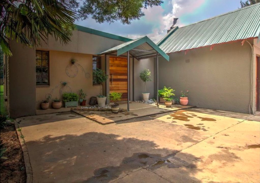 4 Bedroom Property for Sale in Bredell Gauteng