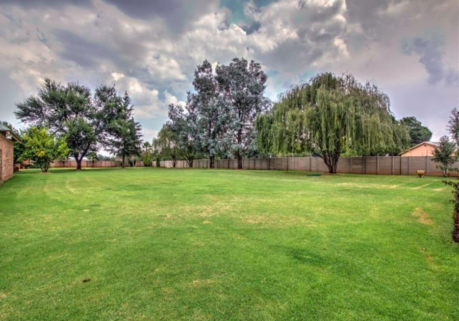 4 Bedroom Property for Sale in Bredell Gauteng