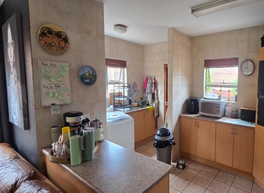 3 Bedroom Property for Sale in Glen Marais Gauteng