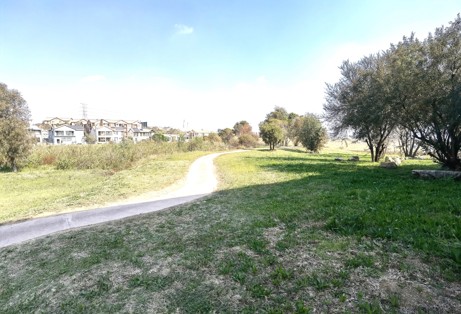 3 Bedroom Property for Sale in Kosmosdal Gauteng
