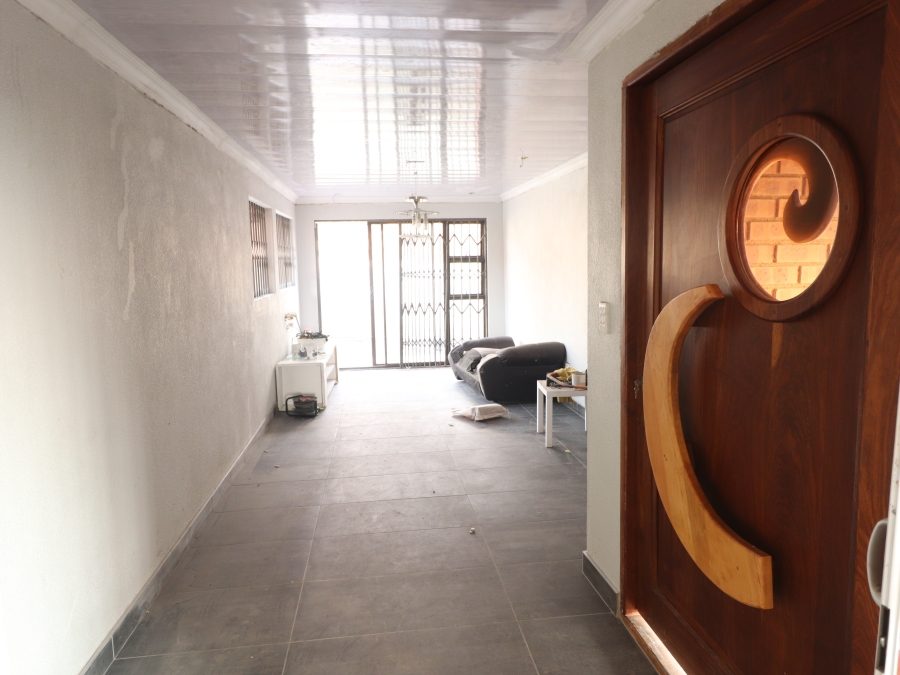 3 Bedroom Property for Sale in Esther Park Gauteng