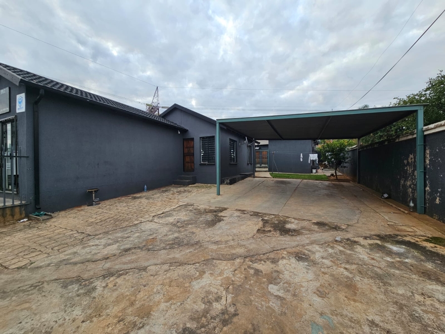 3 Bedroom Property for Sale in Atteridgeville Gauteng