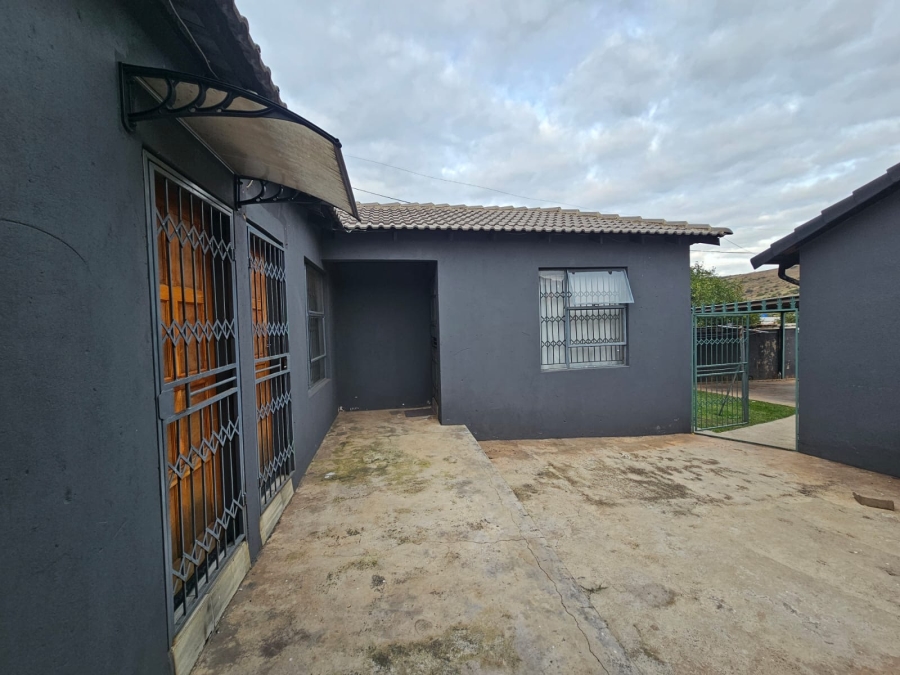 3 Bedroom Property for Sale in Atteridgeville Gauteng