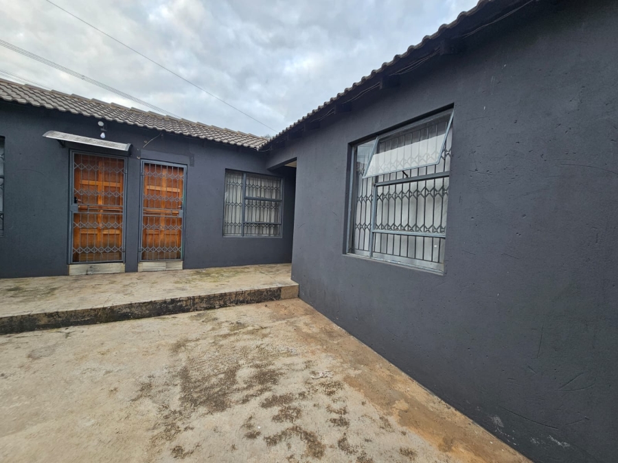 3 Bedroom Property for Sale in Atteridgeville Gauteng
