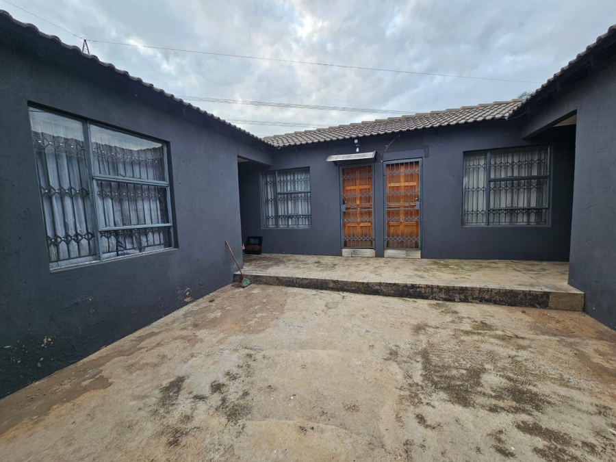3 Bedroom Property for Sale in Atteridgeville Gauteng