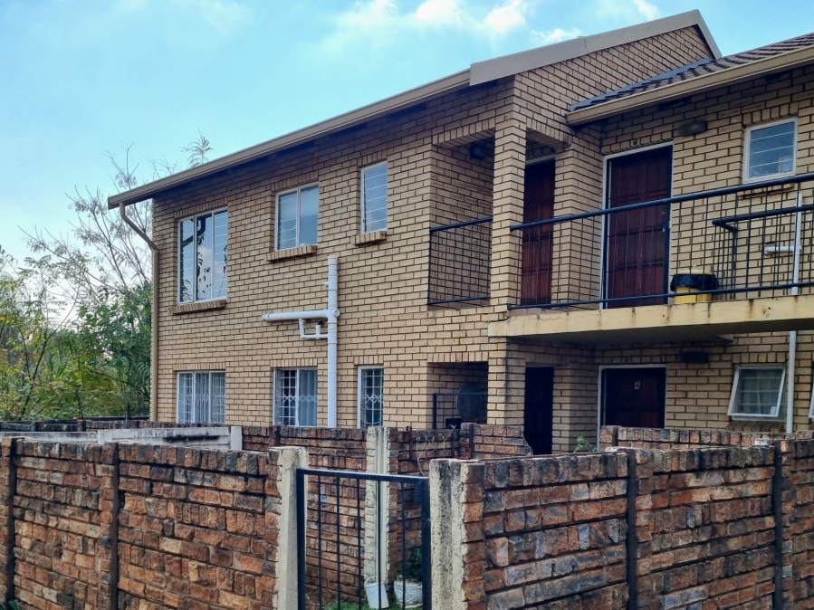 1 Bedroom Property for Sale in Willow Park Manor Gauteng