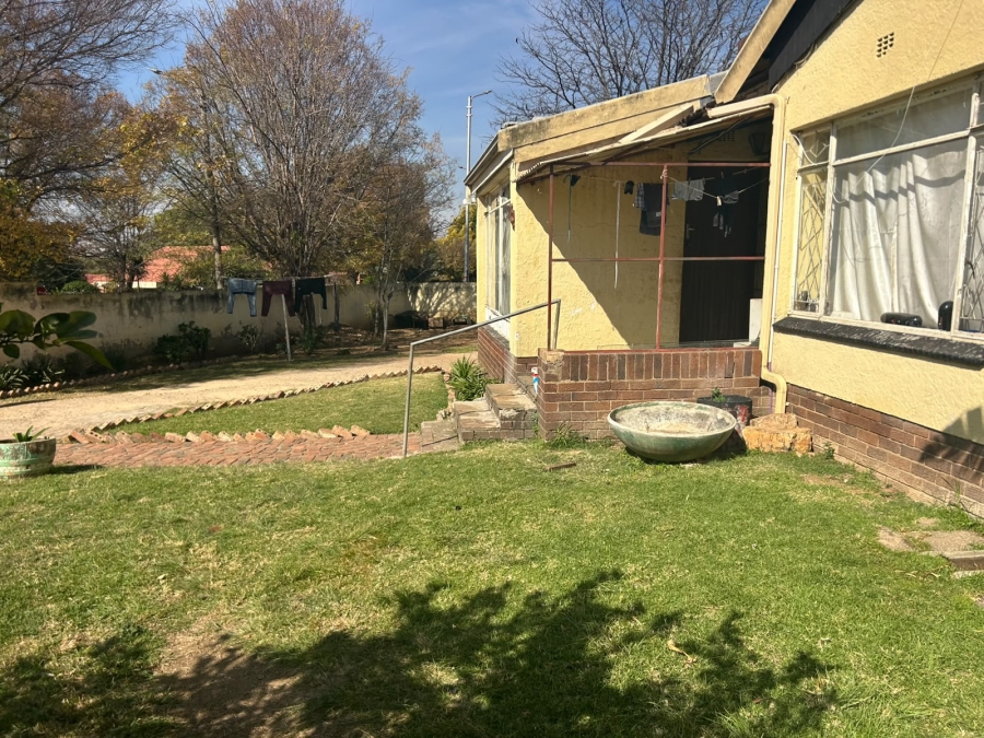 14 Bedroom Property for Sale in Edendale Gauteng