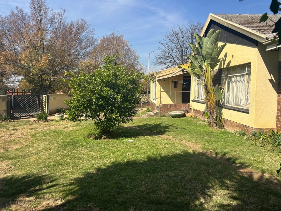 14 Bedroom Property for Sale in Edendale Gauteng