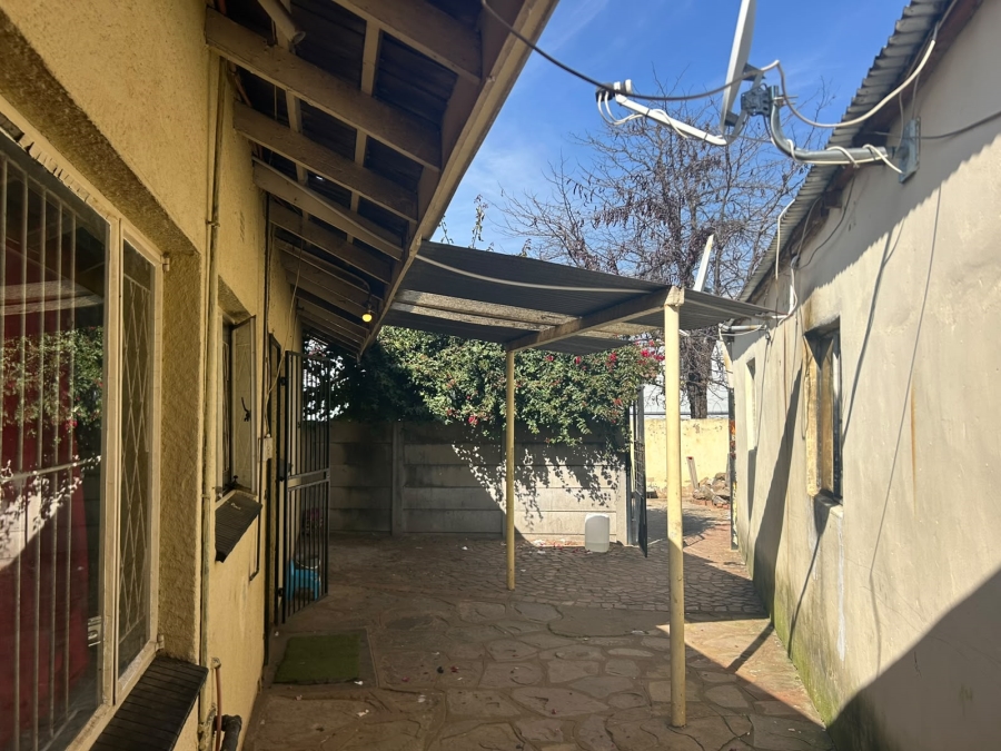 14 Bedroom Property for Sale in Edendale Gauteng