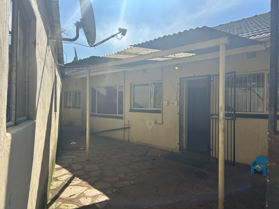 14 Bedroom Property for Sale in Edendale Gauteng