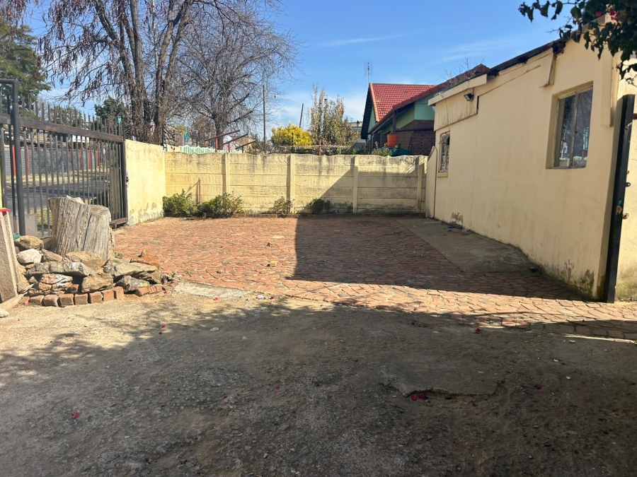 14 Bedroom Property for Sale in Edendale Gauteng