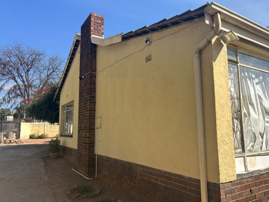 14 Bedroom Property for Sale in Edendale Gauteng