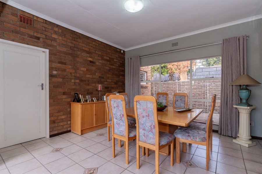 4 Bedroom Property for Sale in Glen Marais Gauteng
