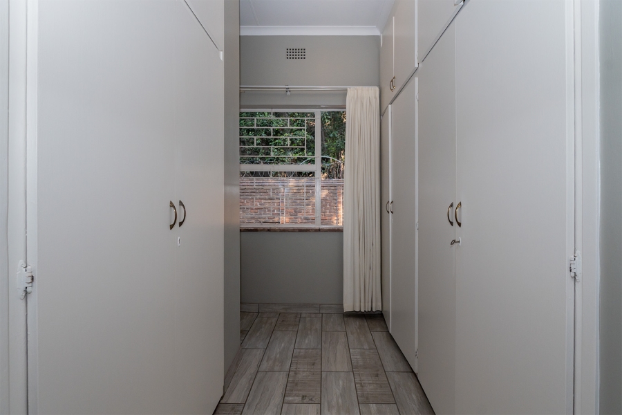 4 Bedroom Property for Sale in Glen Marais Gauteng
