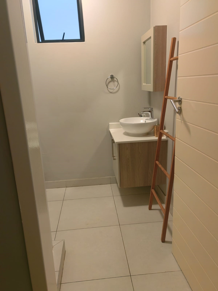 1 Bedroom Property for Sale in Carlswald Gauteng