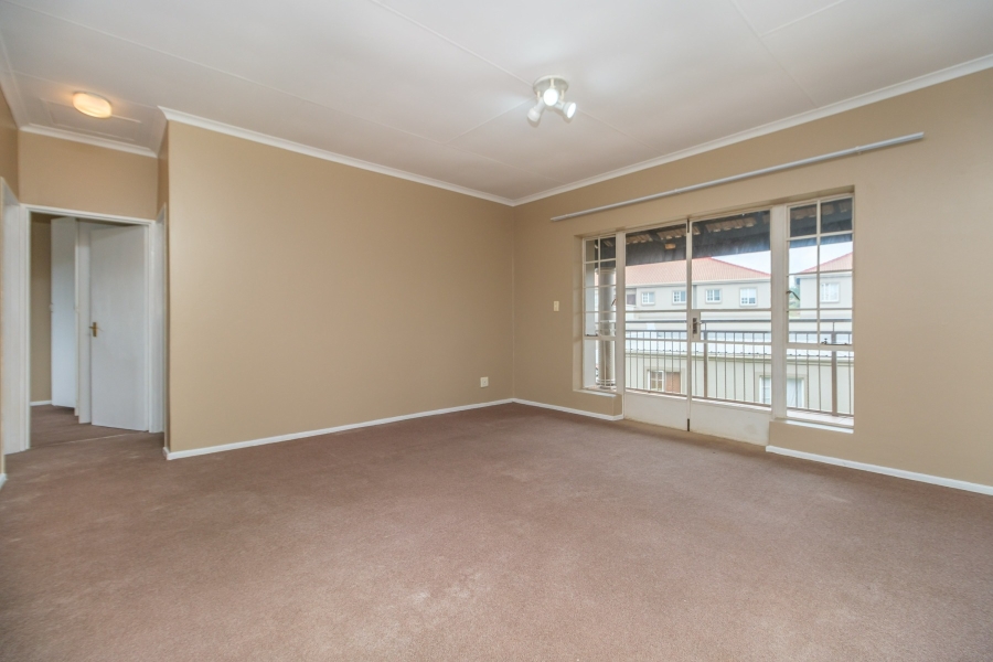 2 Bedroom Property for Sale in Roodekrans Gauteng
