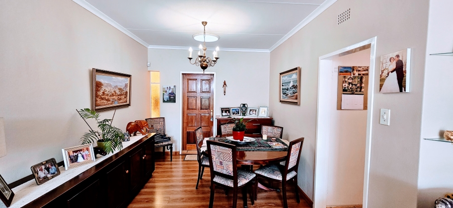 3 Bedroom Property for Sale in Three Rivers Proper Gauteng