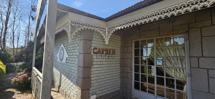 6 Bedroom Property for Sale in Sherman Park Gauteng