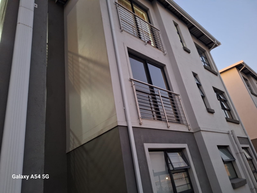 2 Bedroom Property for Sale in Linbro Park Gauteng