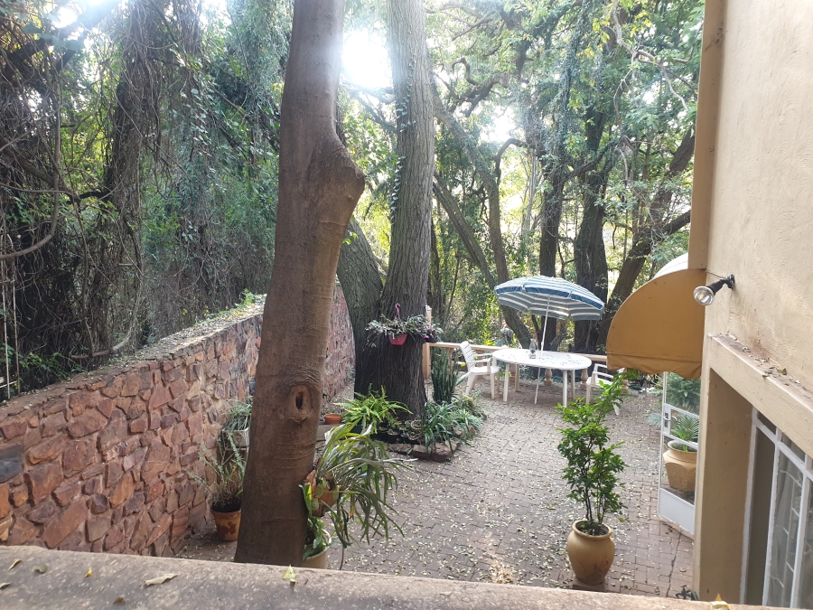 To Let 1 Bedroom Property for Rent in Waterkloof Ridge Gauteng