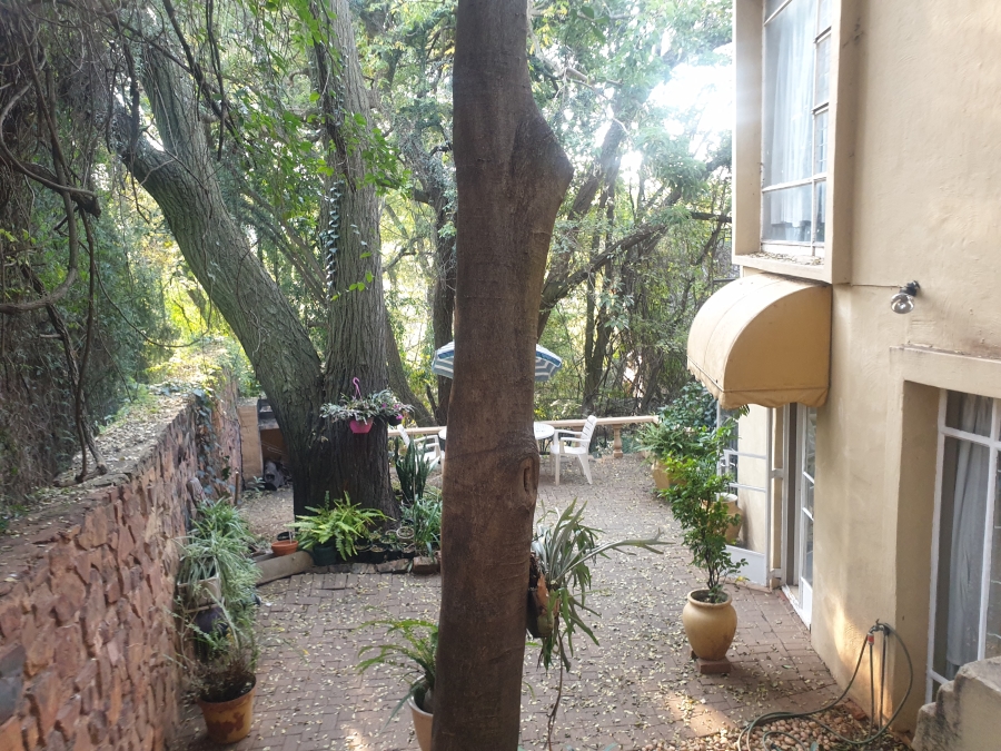 To Let 1 Bedroom Property for Rent in Waterkloof Ridge Gauteng